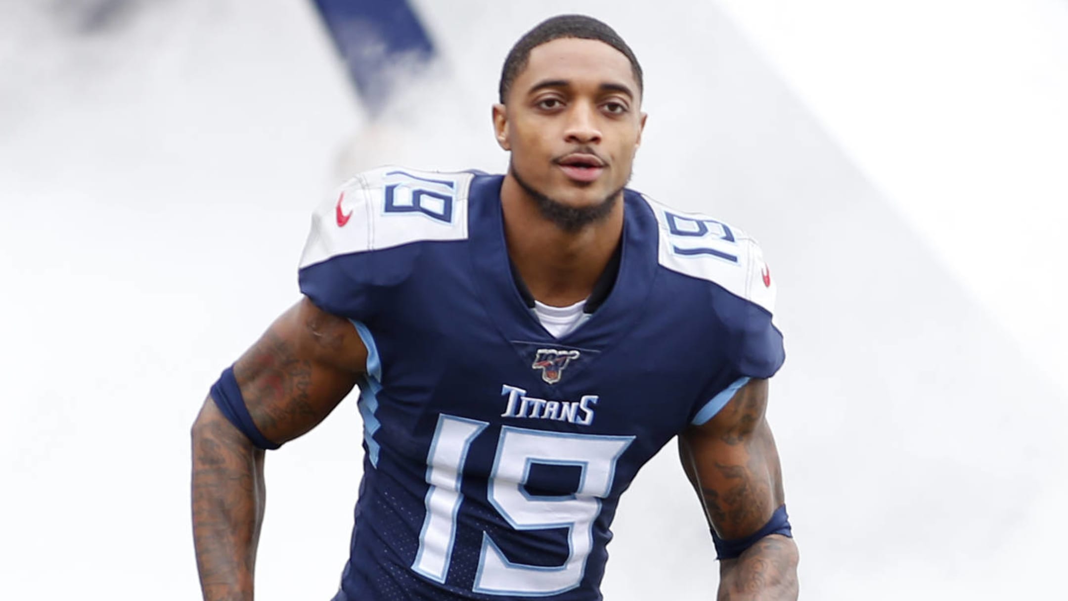 Falcons sign WR Tajae Sharpe amid Julio Jones trade rumors