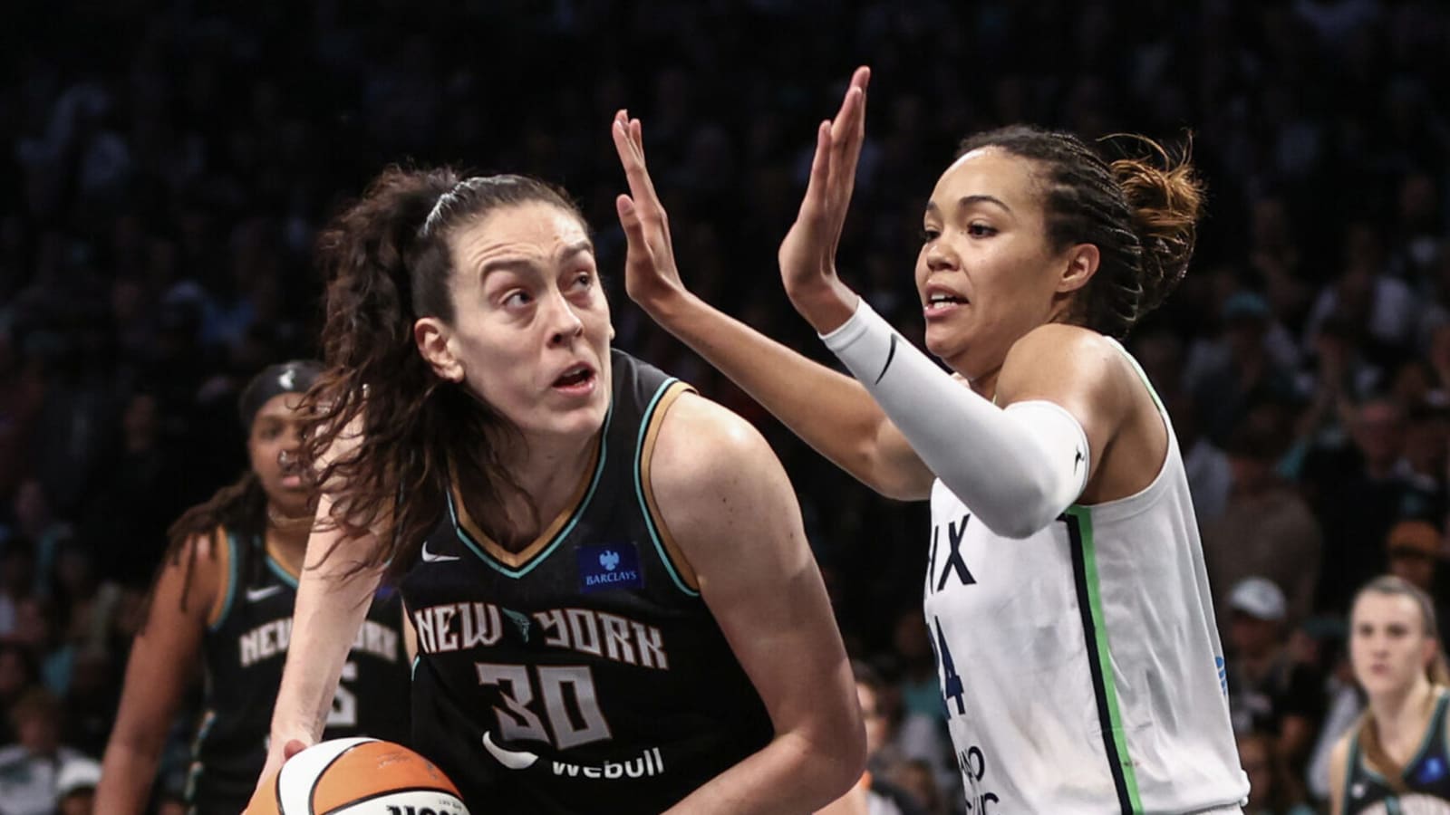 WNBA Fantasy Rankings for 2025: Where Does Breanna Stewart Rank Among Top 100 Players?