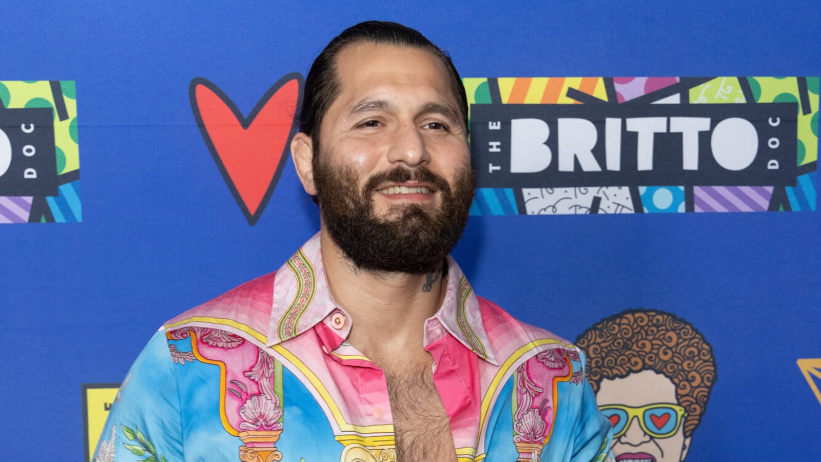 Jorge Masvidal undergoes intense training with Canelo Alvarez