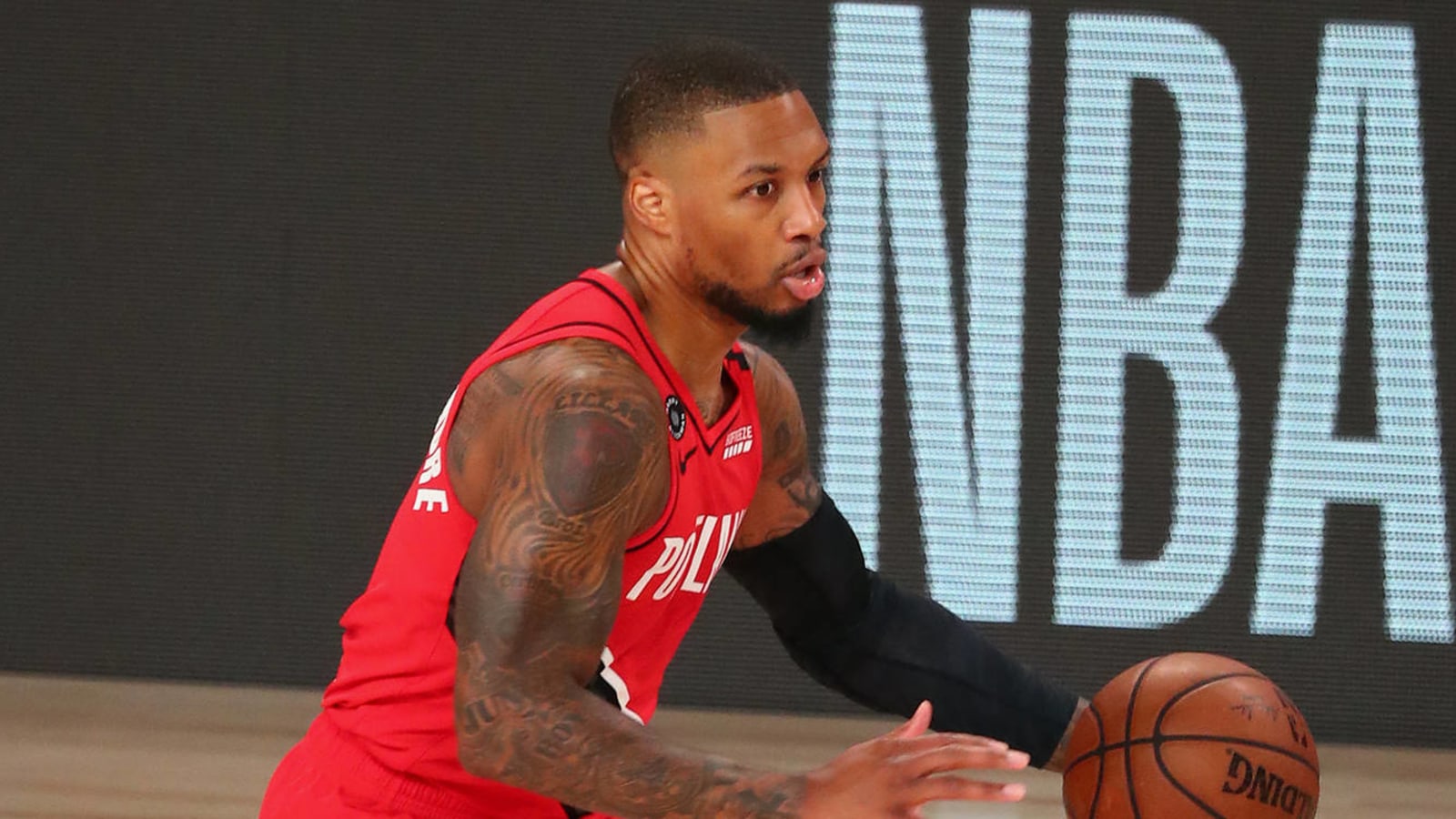 Damian Lillard jokes about ditching Raiders fandom after ugly loss