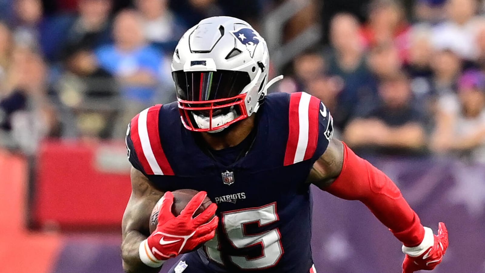 Watch: Ezekiel Elliott scores his first Patriots touchdown | Yardbarker