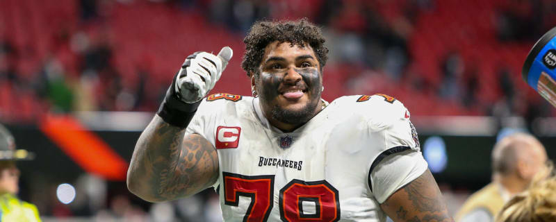 What Penei Sewell’s Contract Means For Tristan Wirfs