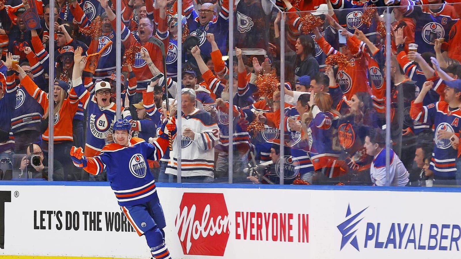 Instant Reaction: Hat trick from Zach Hyman leads Oilers to commanding Game 1 victory over Kings