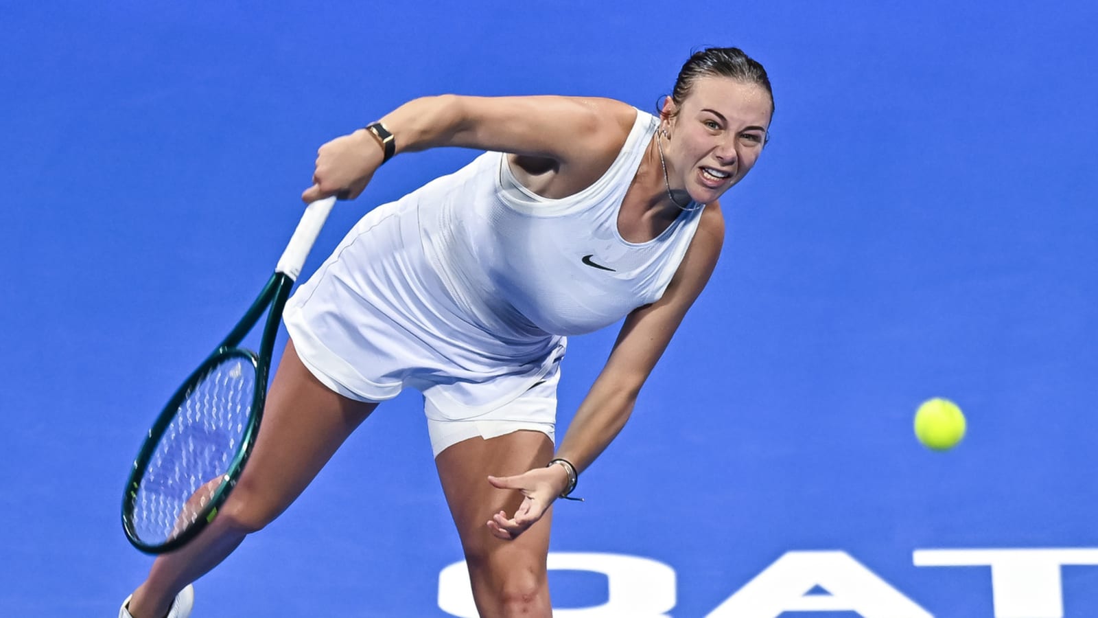 Brilliant Amanda Anisimova dominates Alexandrova to book spot in Qatar Open final
