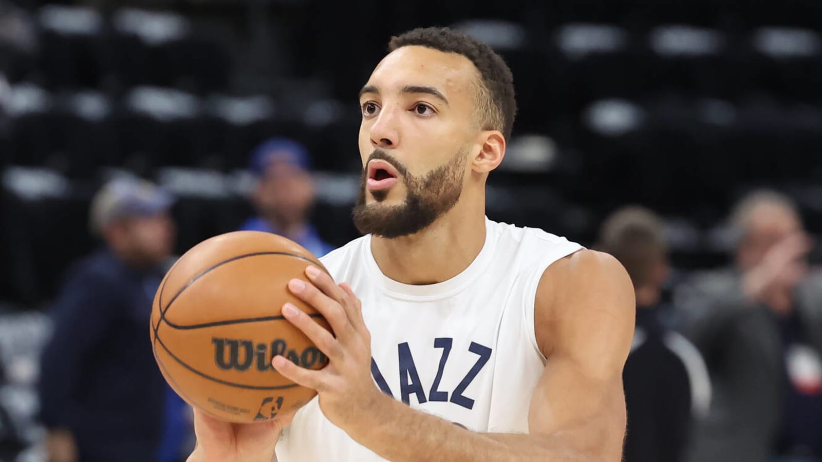 Jazz not interested in rebuild, unlikely to trade Rudy Gobert?