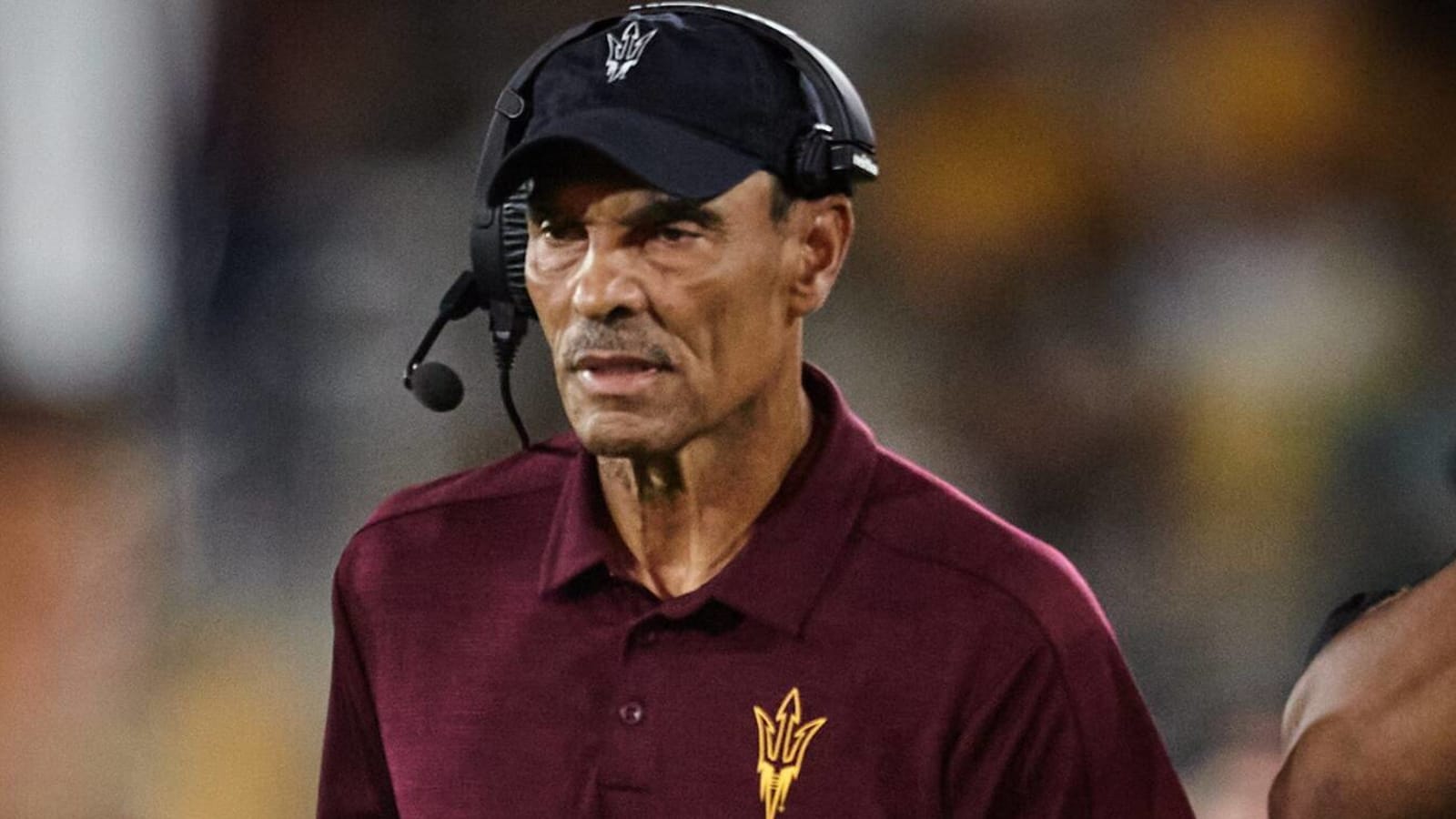 Video possibly shows Herm Edwards being fired on field