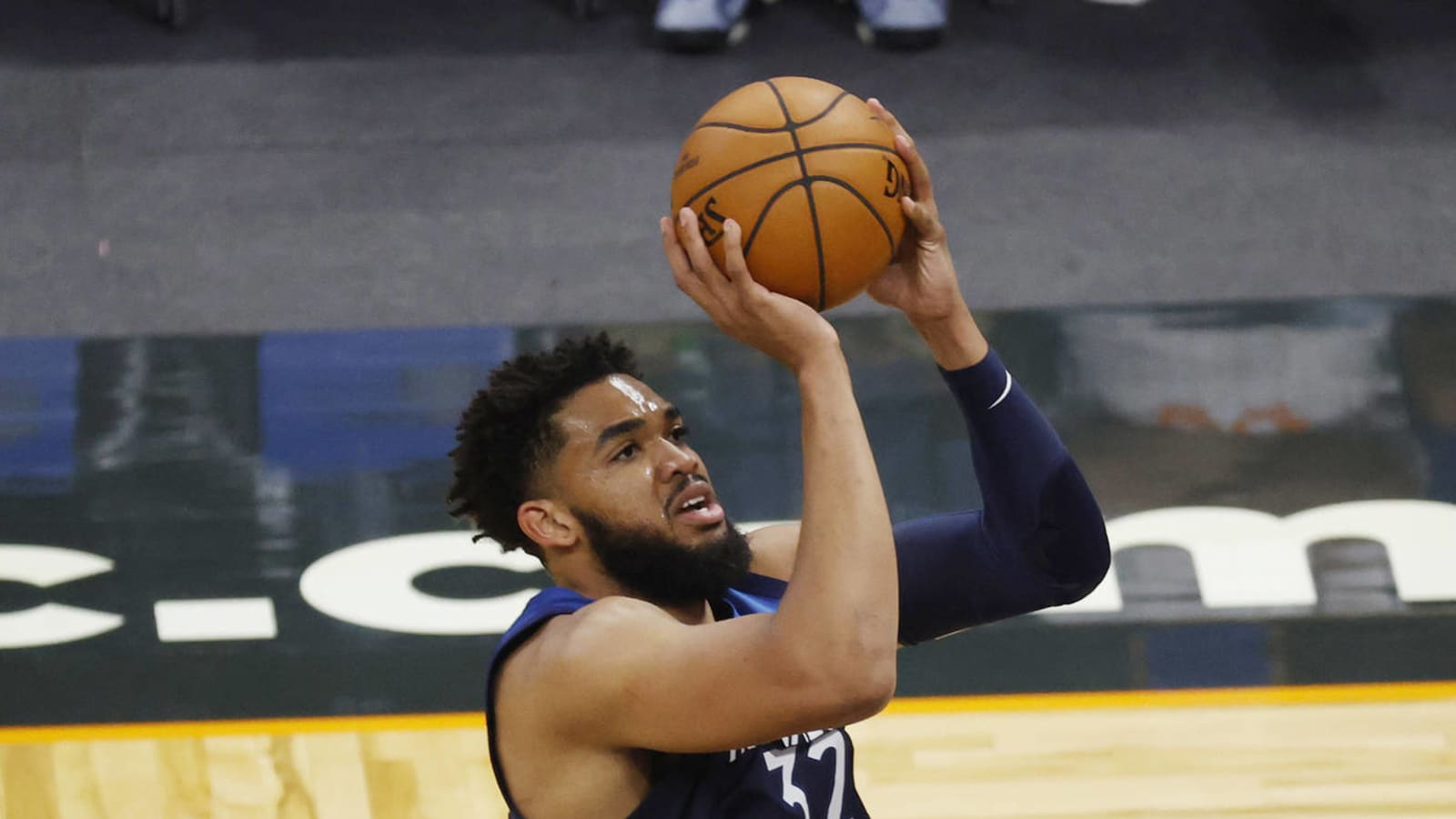 Karl-Anthony Towns unlikely to request trade from Timberwolves?