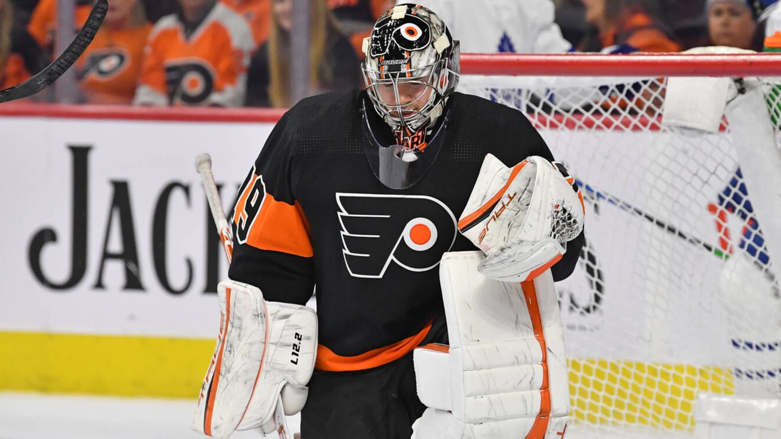 Flyers goalie Carter Hart records first career shutout, dazzles with  highlight-reel save