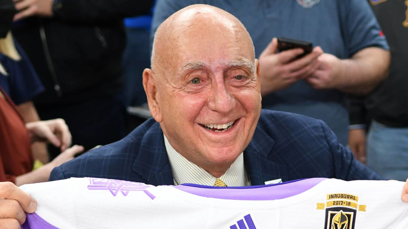 ESPN's Dick Vitale says he's cancer-free