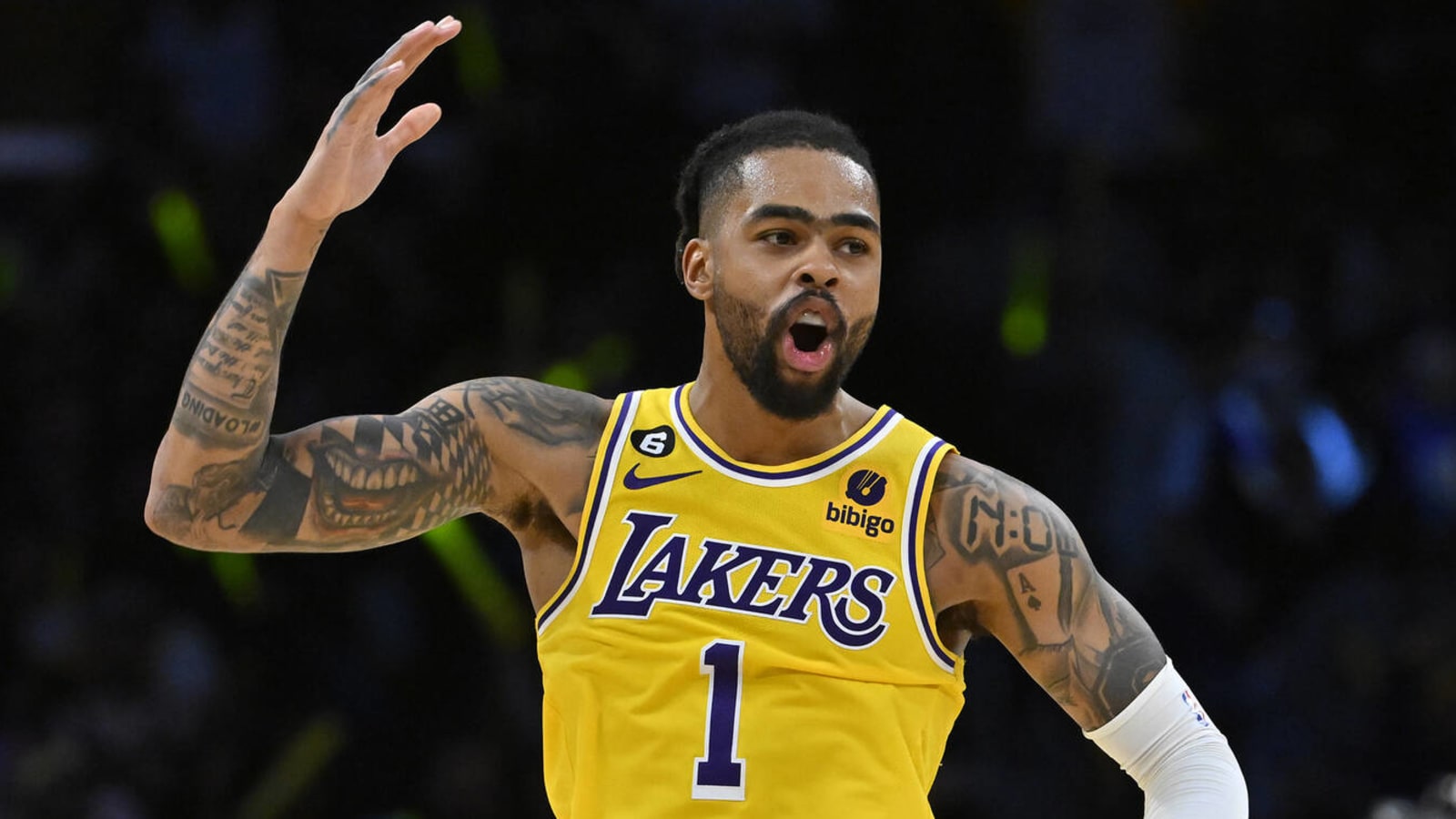 Lakers destroy Grizzlies, wrap up series in Game 6