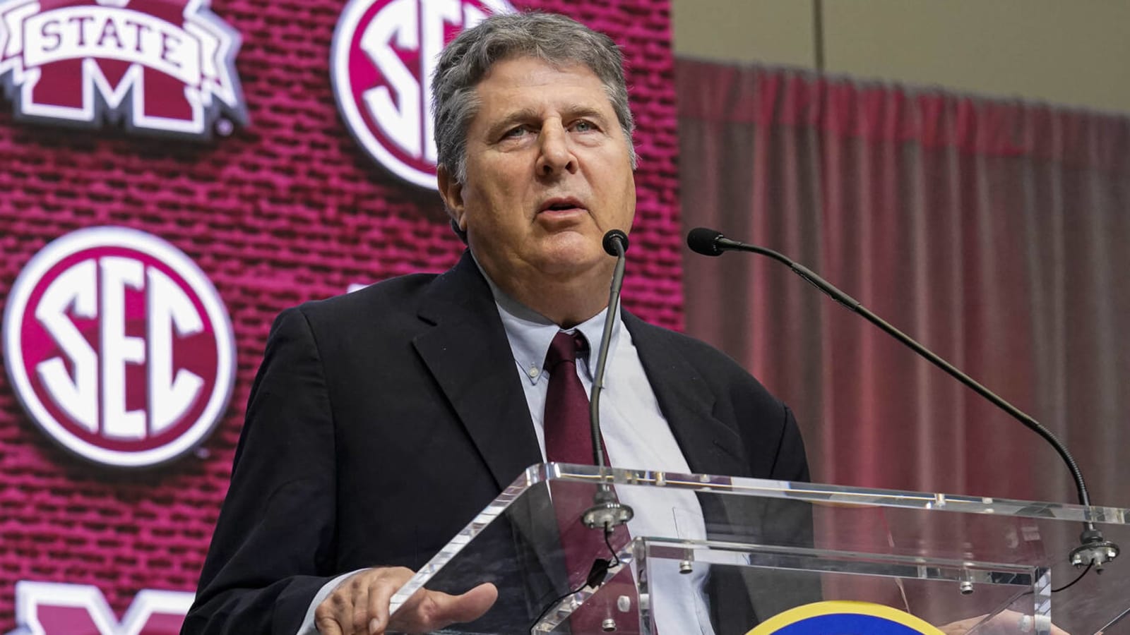 Remembering Mike Leach's iconic 2019 news conference