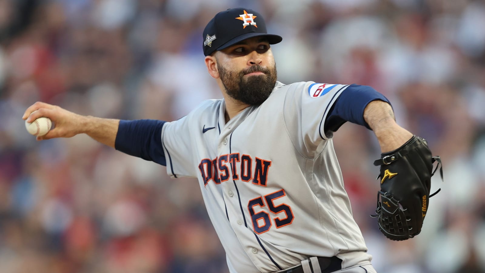 Tigers sign former Astros starter to one-year deal with team option
