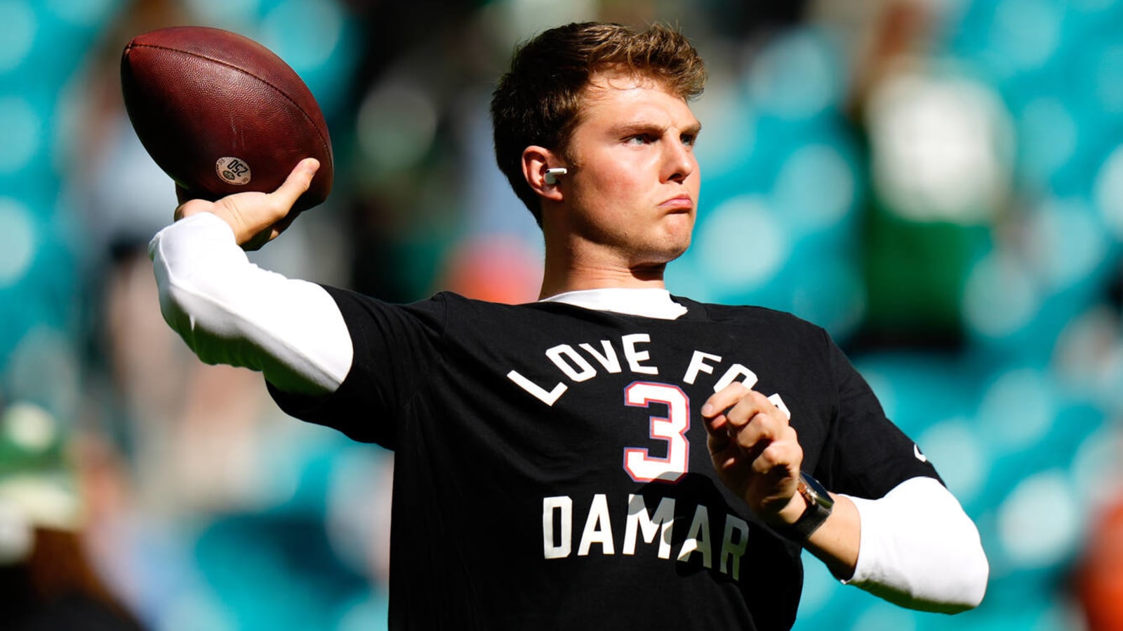 Jets don't intend to trade QB Zach Wilson just yet