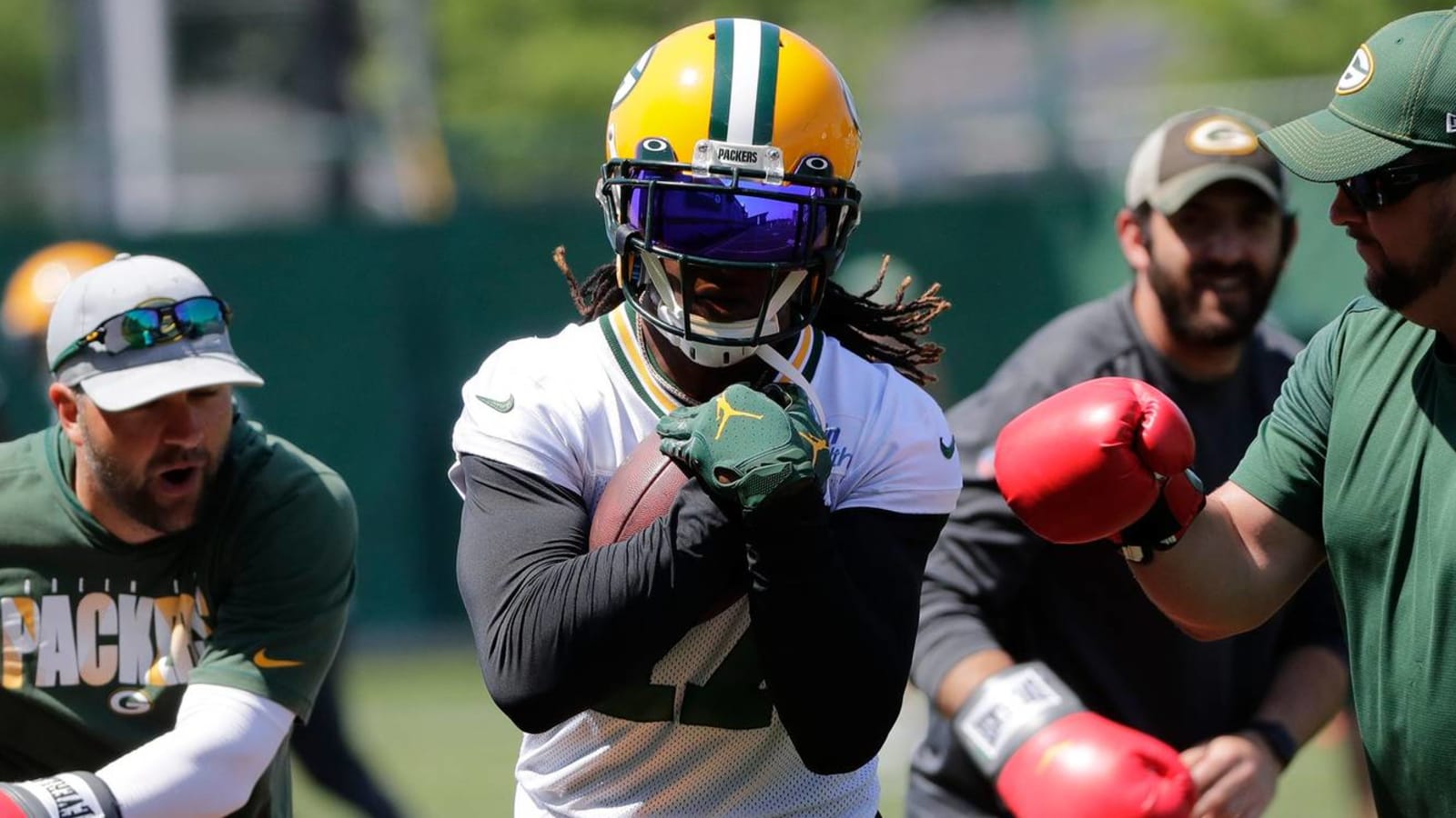 Davante Adams again hints he could leave Packers after season