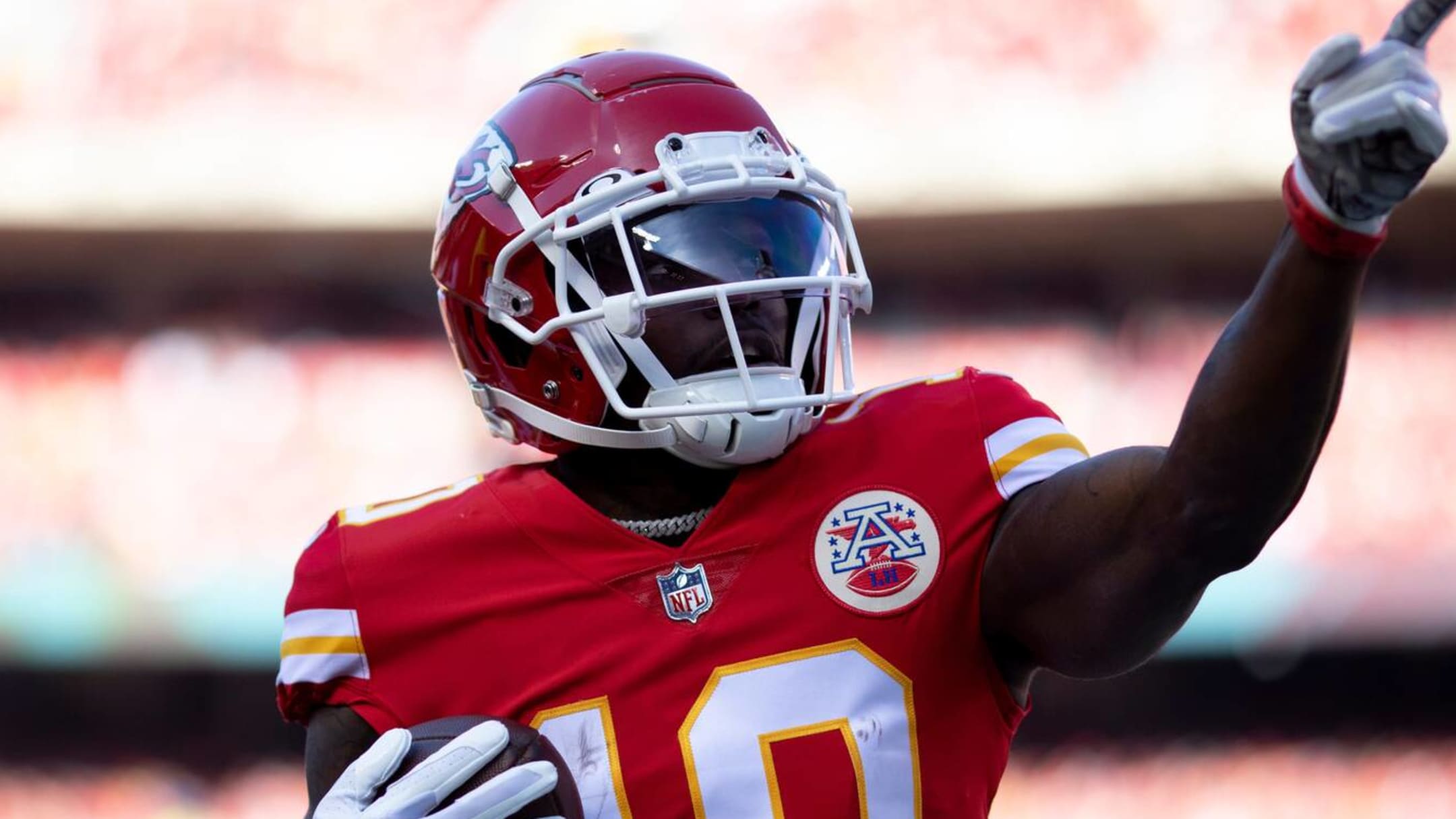 Why did Chiefs trade Tyreek Hill? How Davante Adams' contract