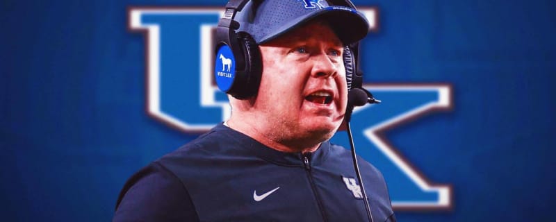What Kentucky footbal coach Mark Stoops believes is a ‘mouse turd’ among big issues