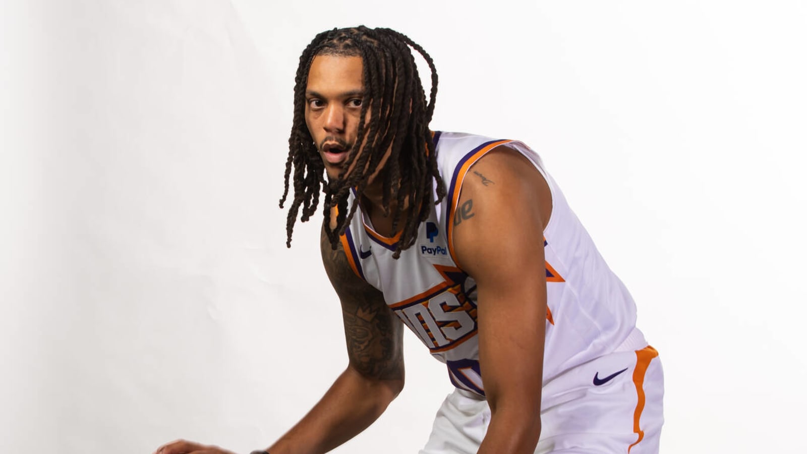 Suns Give Update on Damion Lee Injury