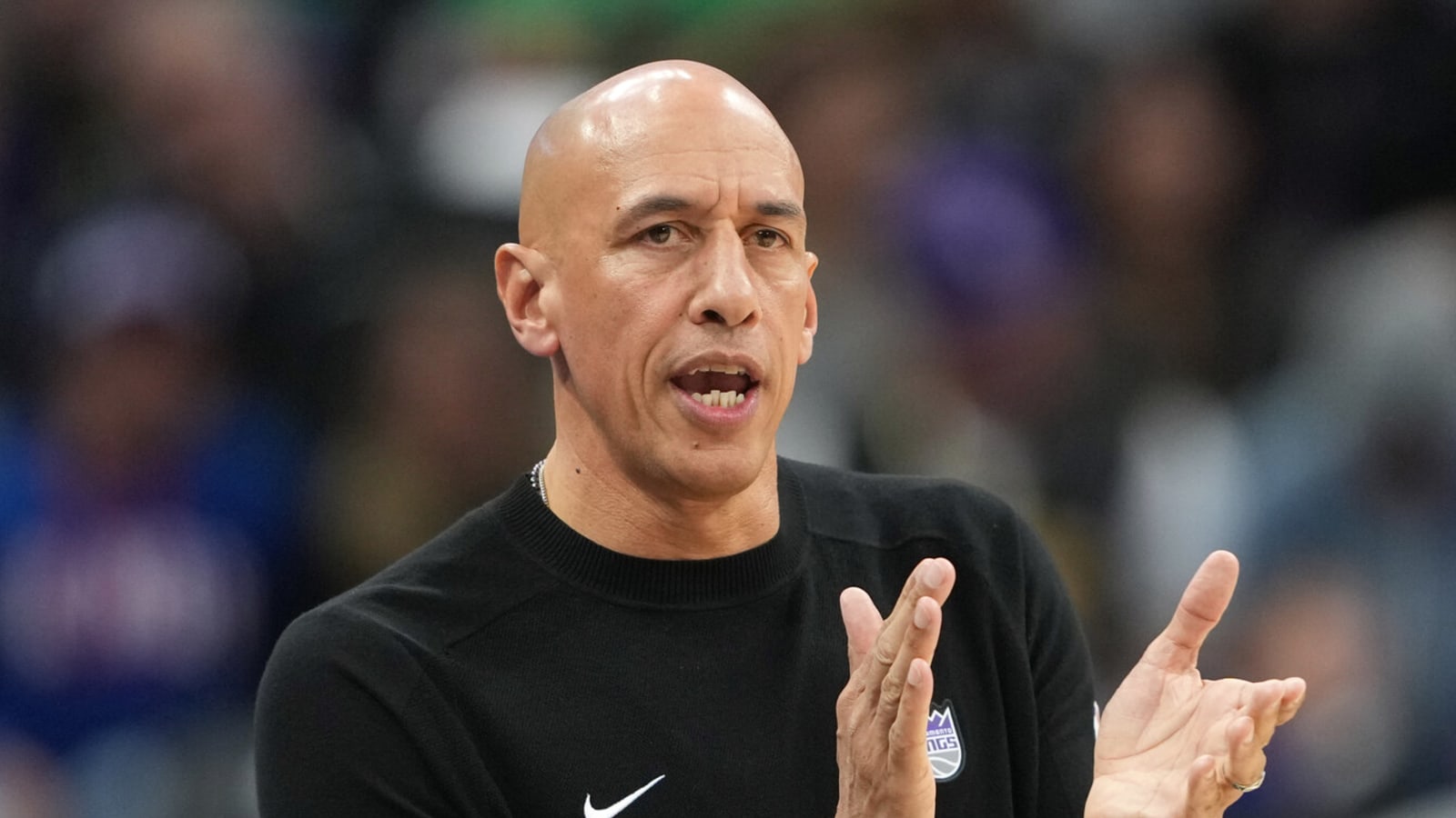Kings coach gets first career win against short-handed Mavs