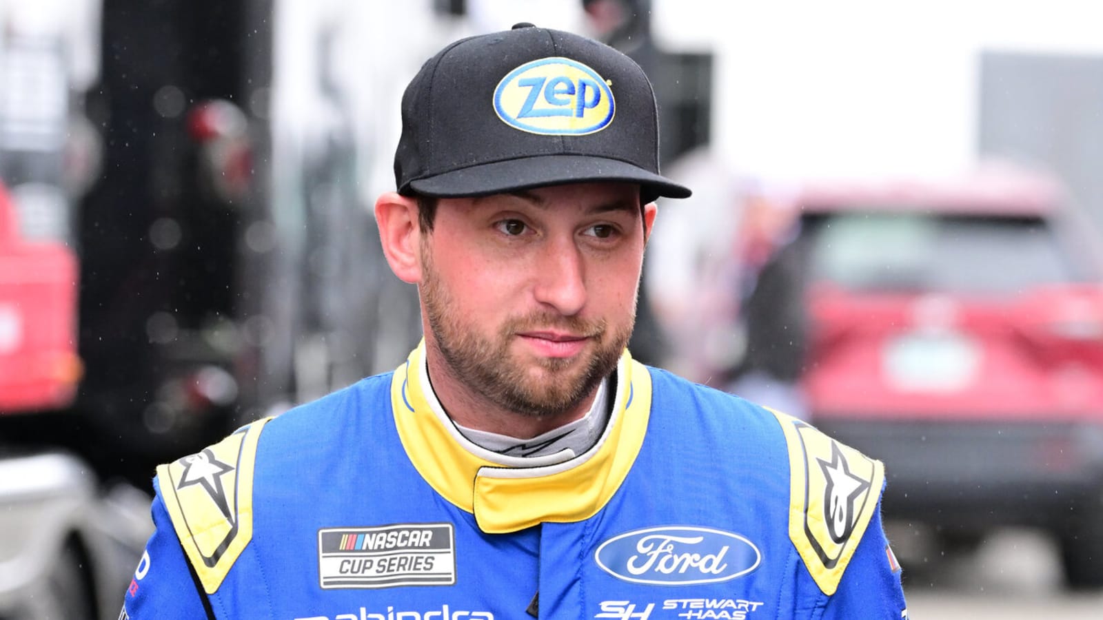 Chase Briscoe officially signs with Joe Gibbs Racing for 2025