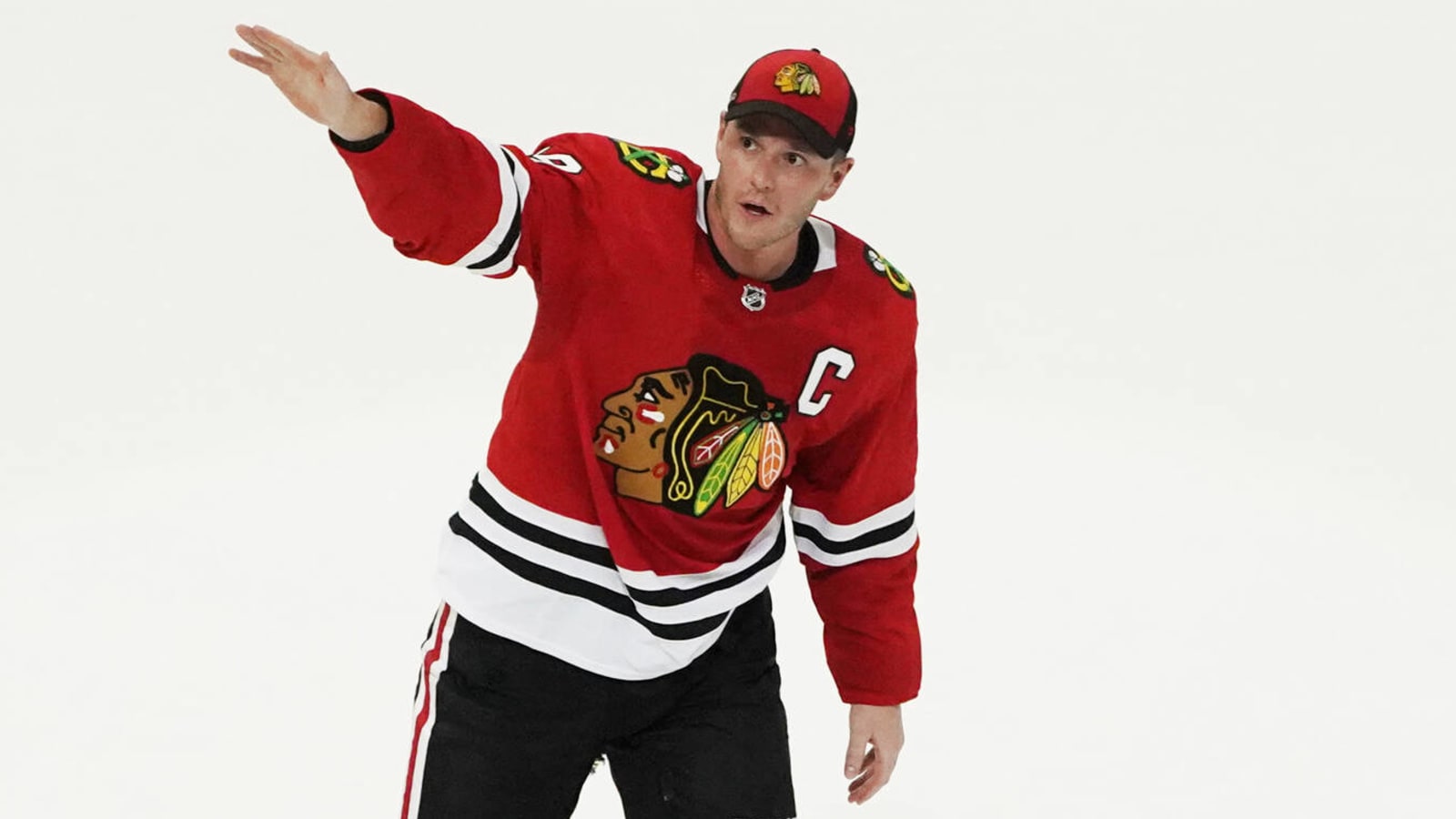 Jonathan Toews will not play in 202324 Yardbarker