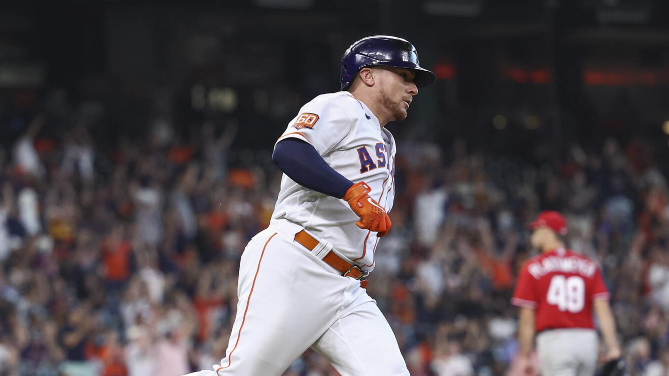 Christian Vazquez got traded to the Astros while playing the Astros at  Minute Maid Park and things got weird, This is the Loop