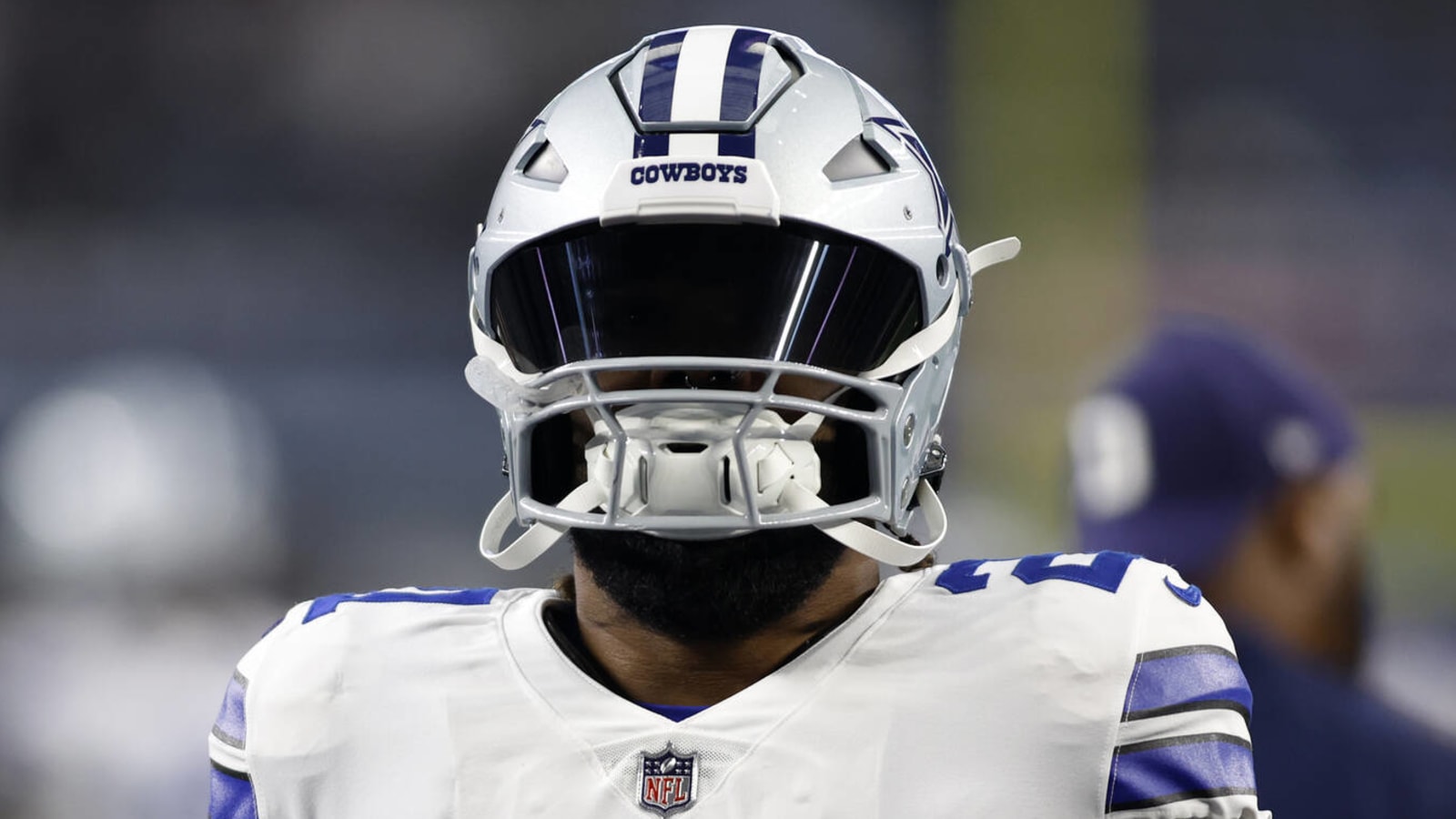 Jerry Jones again compares RBs Ezekiel Elliott, Tony Pollard