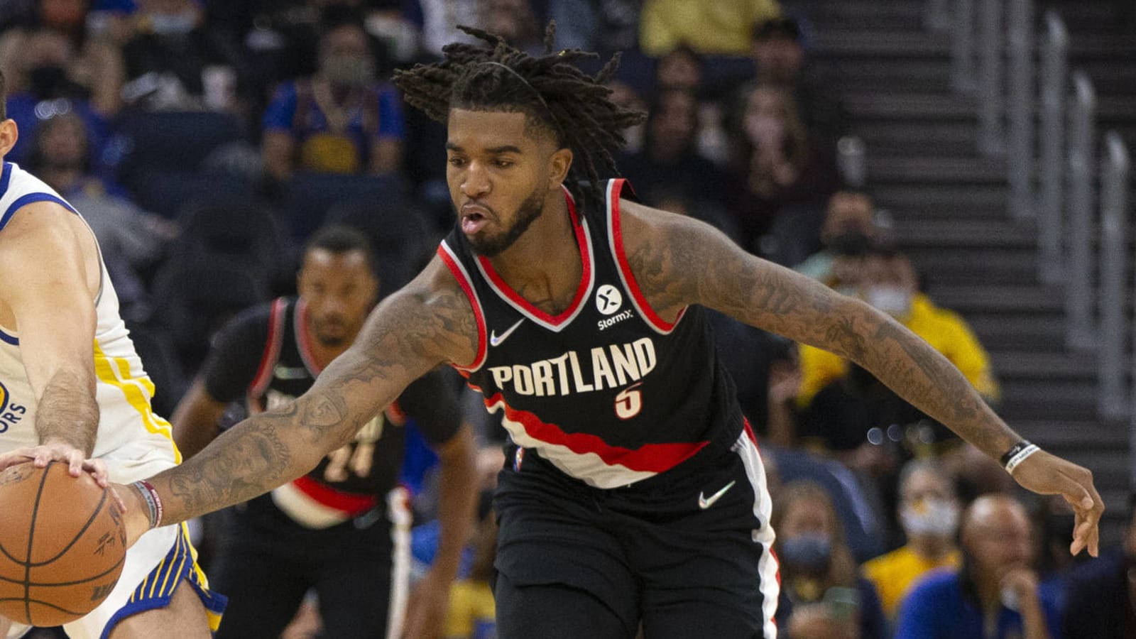 Blazers waive Marquese Chriss, two others