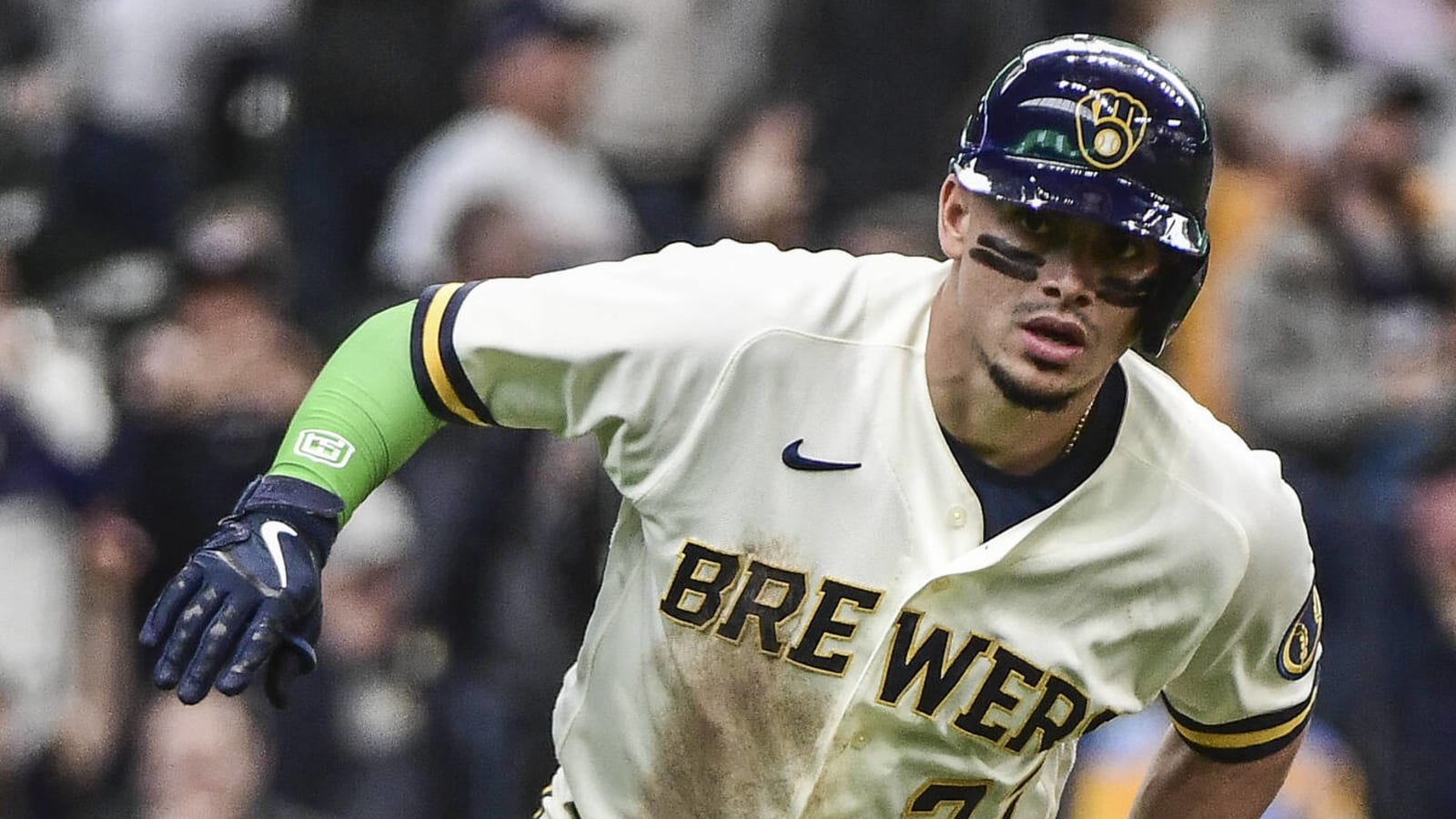 Brewers place SS Willy Adames on 10-day IL with ankle sprain