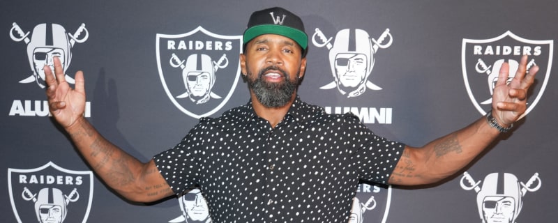 Raiders legend apparently rooting for franchise's bitter rival