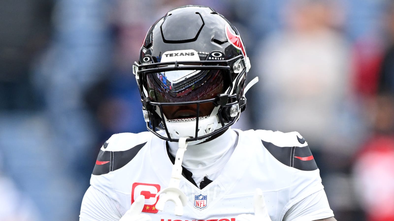 Stefon Diggs breaks silence on devastating knee injury