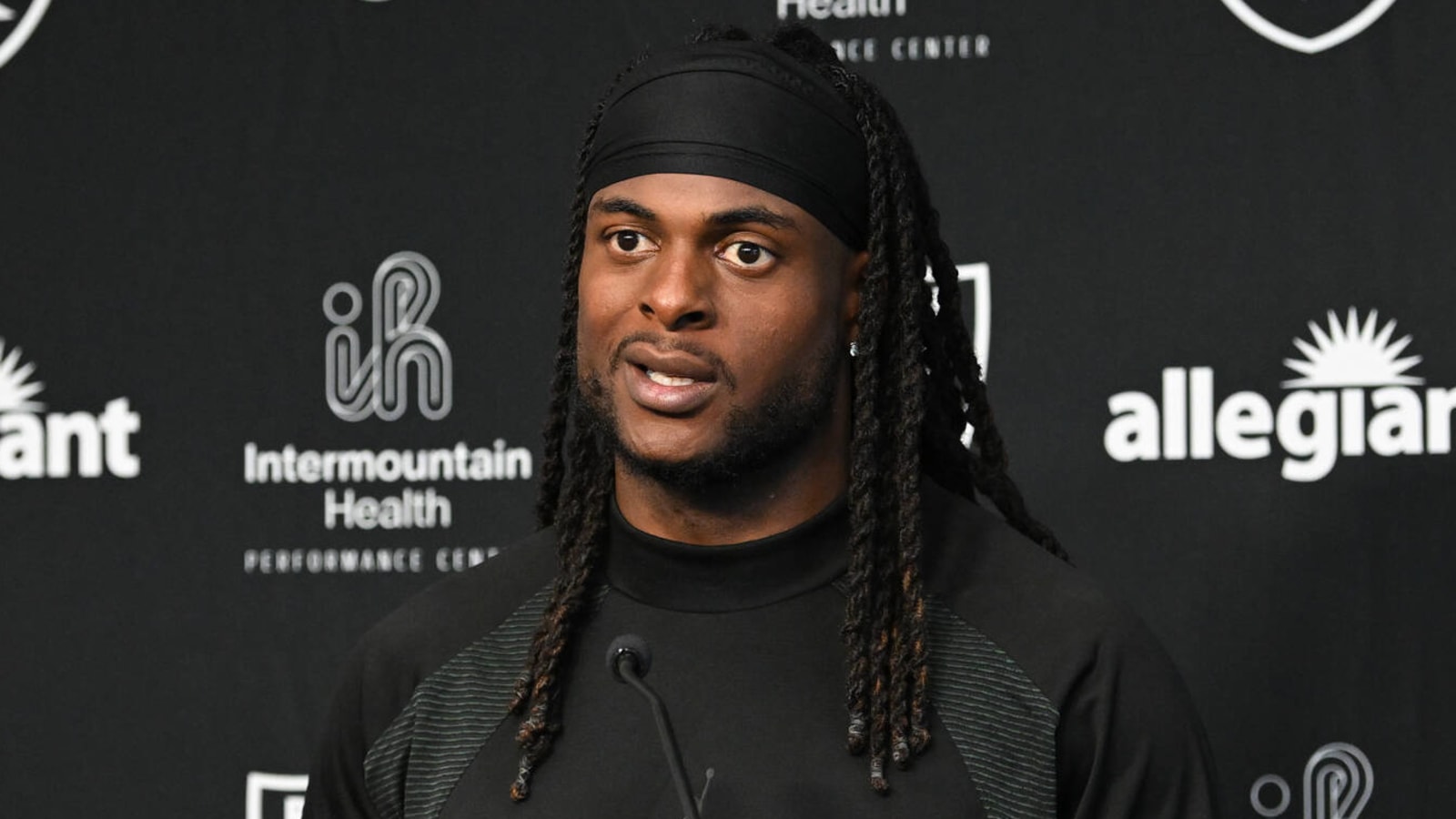 Raiders HC provides update on Davante Adams after injury scare Yardbarker