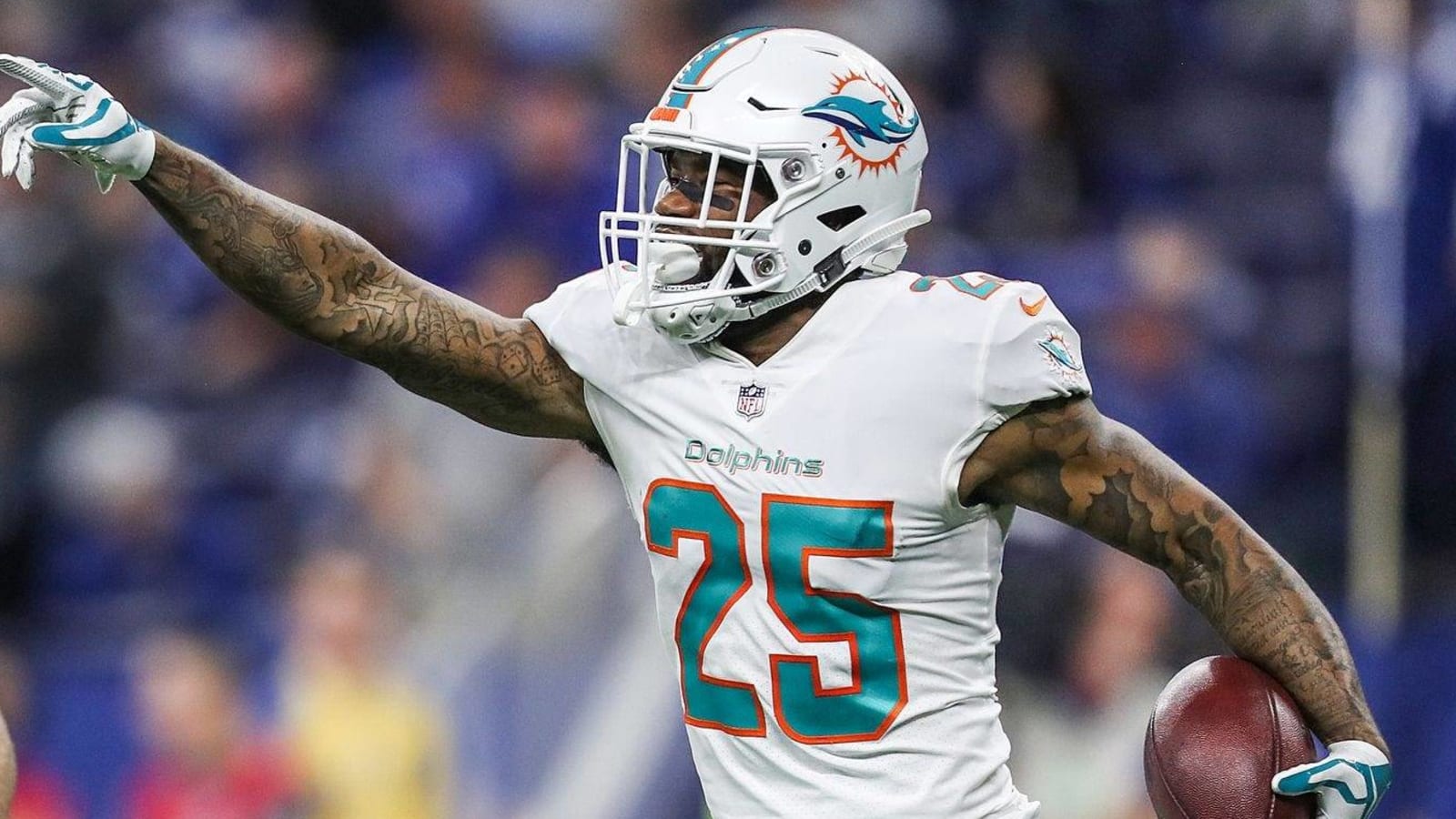 Saints to pursue Xavien Howard if Dolphins look to trade him?