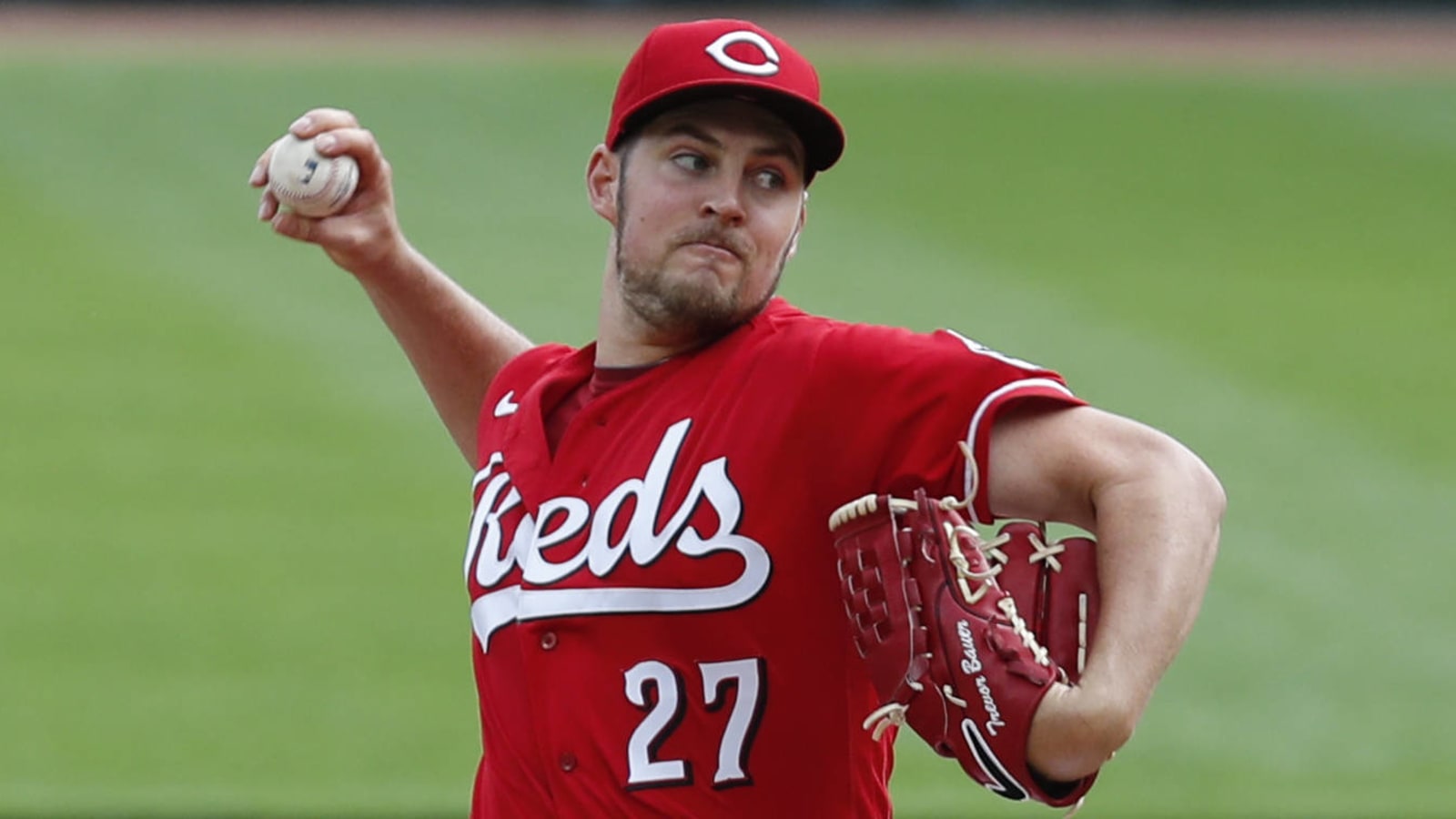 Trevor Bauer trolls Astros, wears trash-can cleats