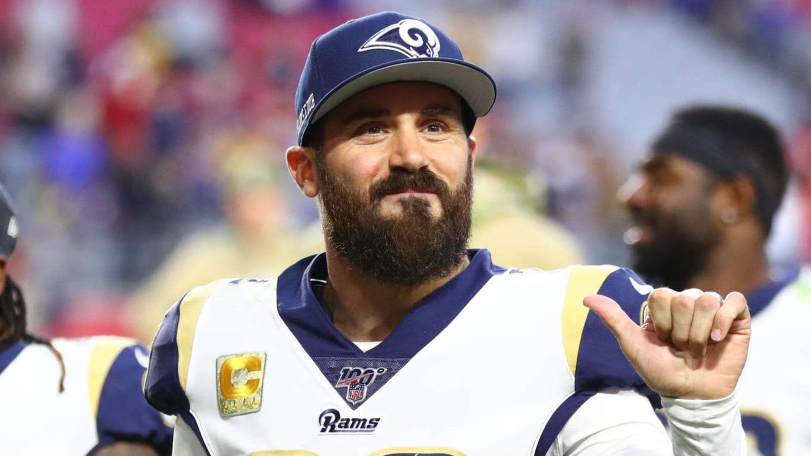 Eric Weddle comes out of retirement to sign with Rams