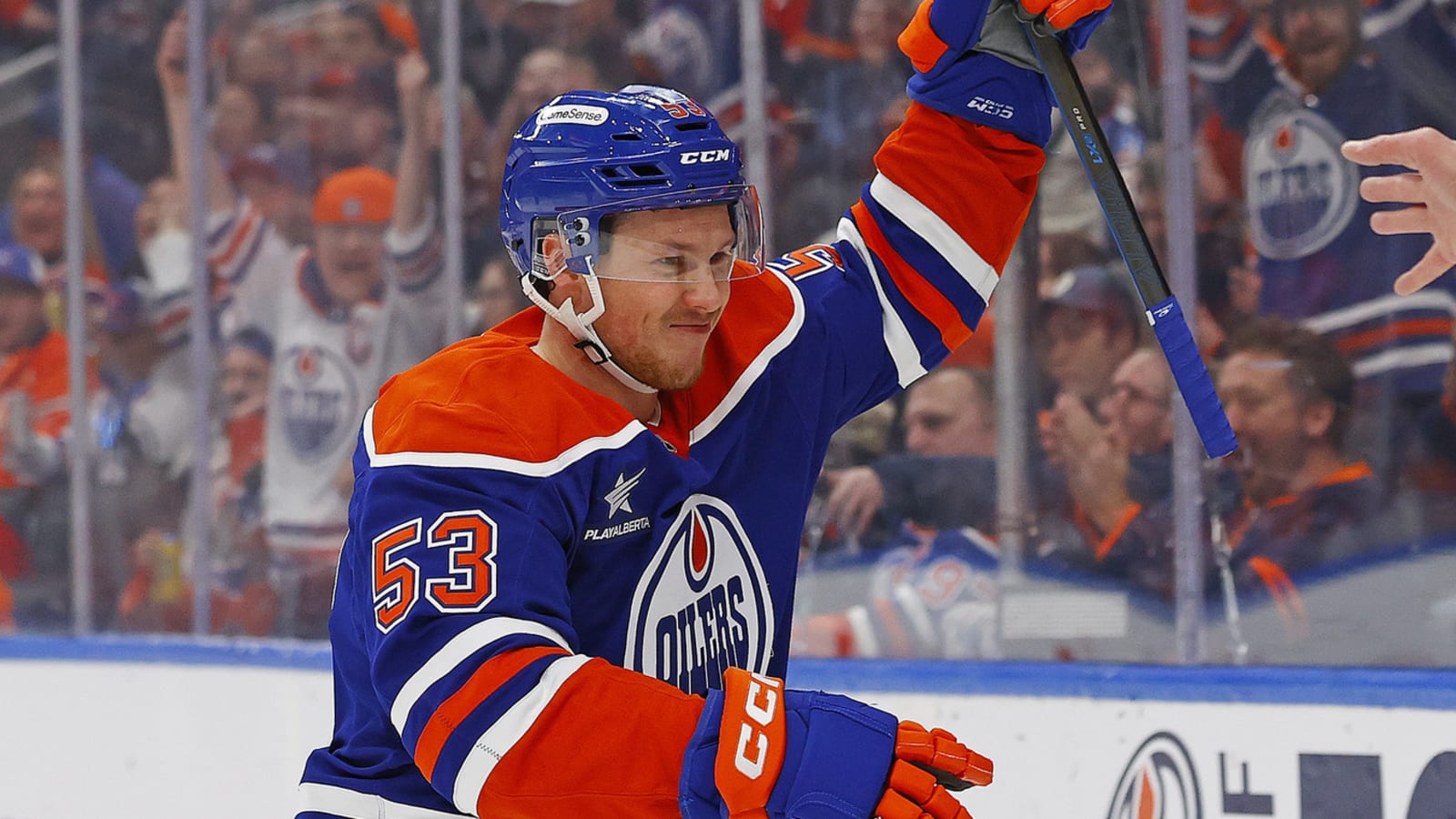 Oilers’ Offseason Decisions Haunting Their 2024-25 Playoff Push