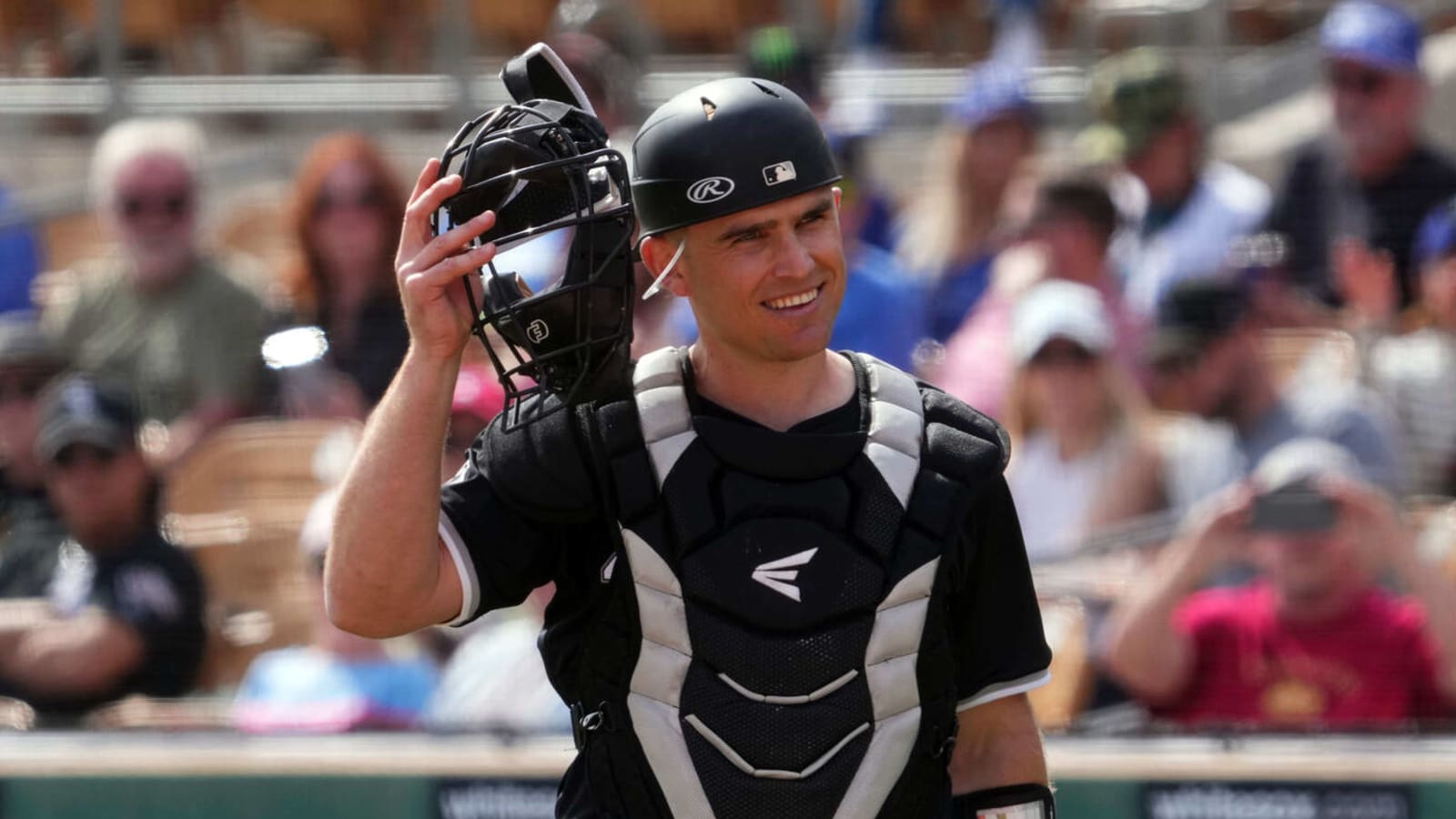 White Sox catcher to open season on IL