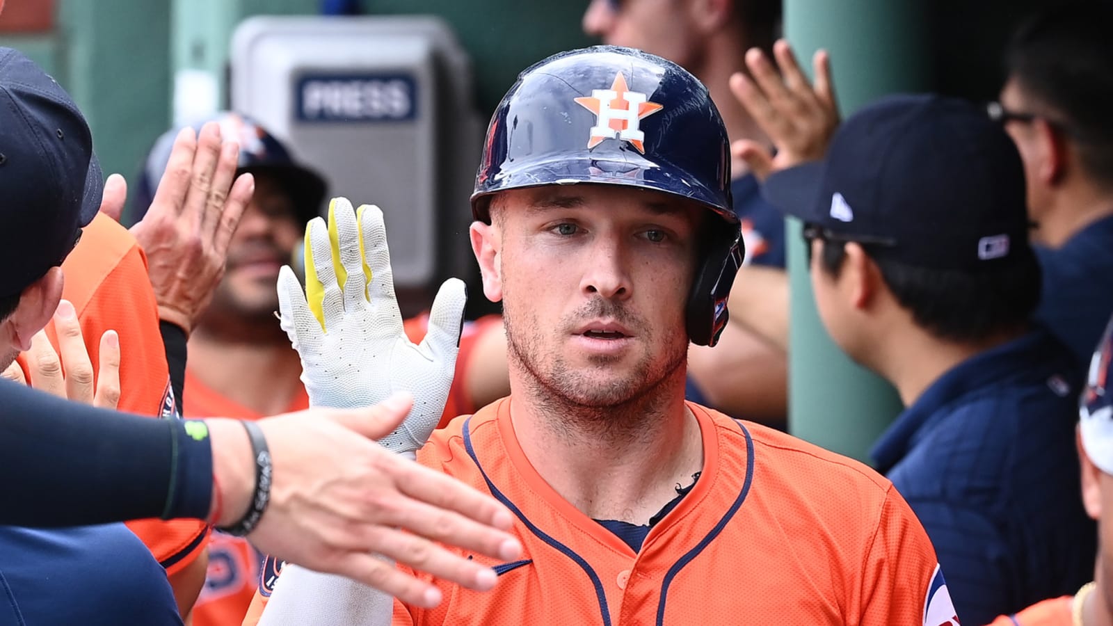 Watch: Astros duo hits back-to-back homers in win vs. Red Sox