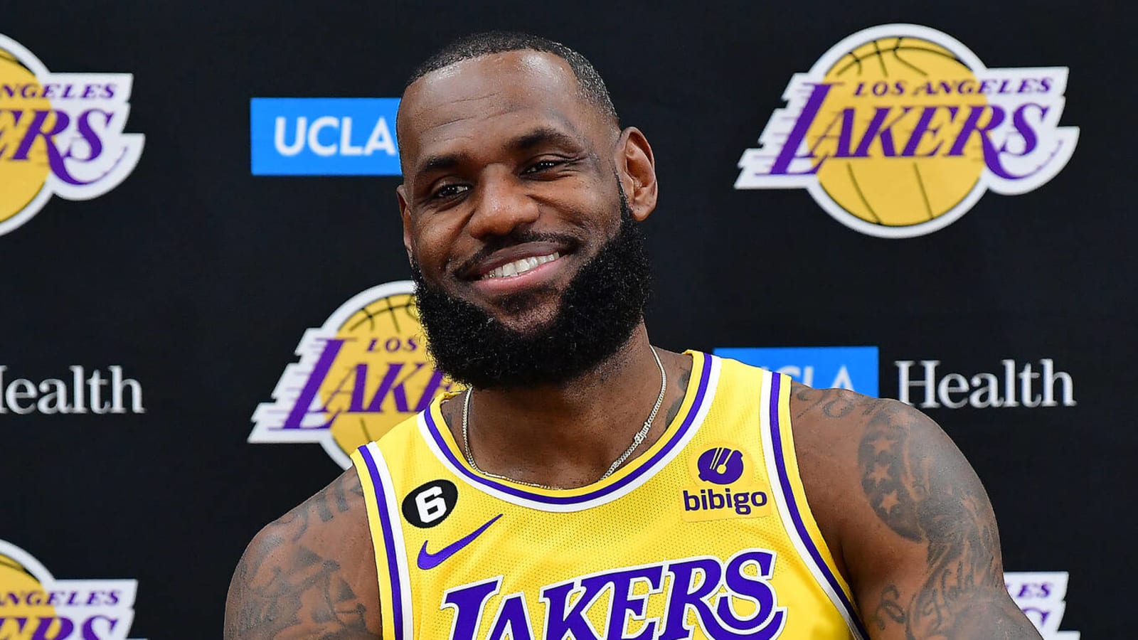 LeBron James leads group of NBA stars investing in pickleball