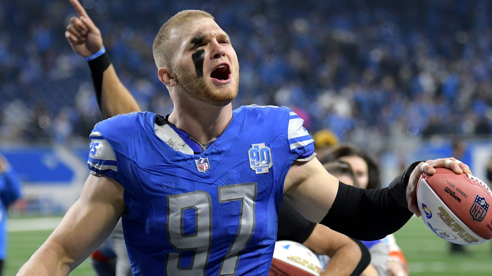 Lions pass-rusher fuels Super Bowl hype