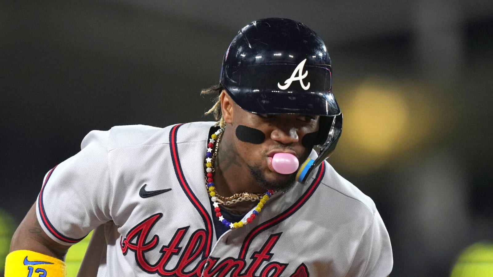 Watch: Braves outfielder makes history versus the Dodgers