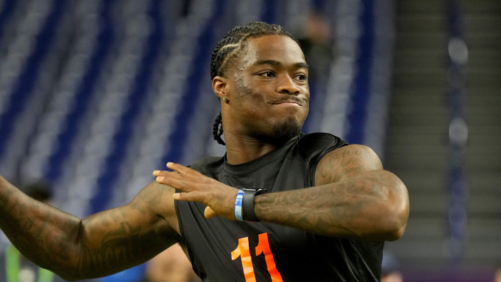 Steelers linked with surprising QB prospect
