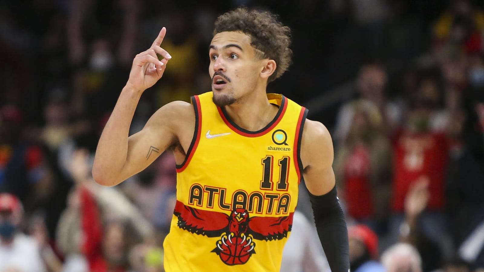 Trae Young calls out Hawks writer over insulting a fan