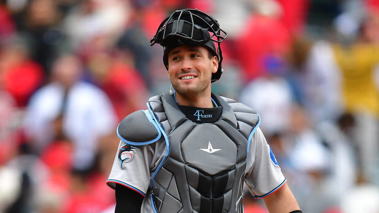 Marlins exploring market for catching upgrades