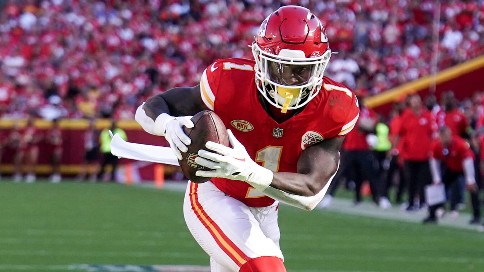 Chiefs place running back on IR