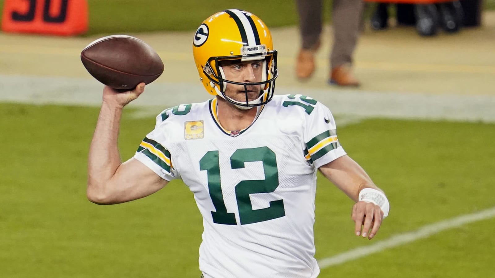 Rodgers passes Warren Moon on all-time passing yards list