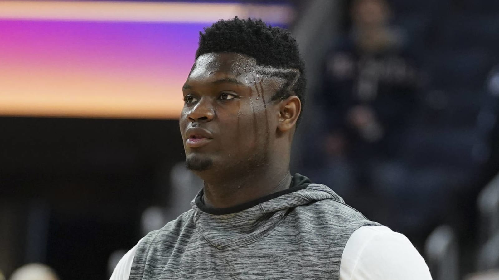 Report: Pelicans teaching Zion Williamson to walk and run differently