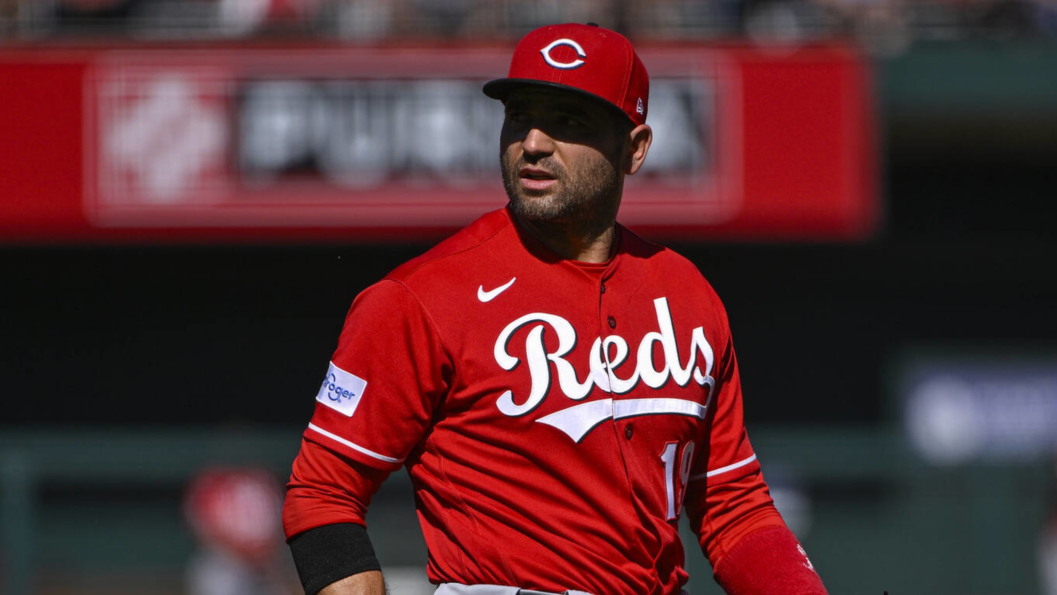 Joey Votto ejected in possible career finale, apologizes to Reds