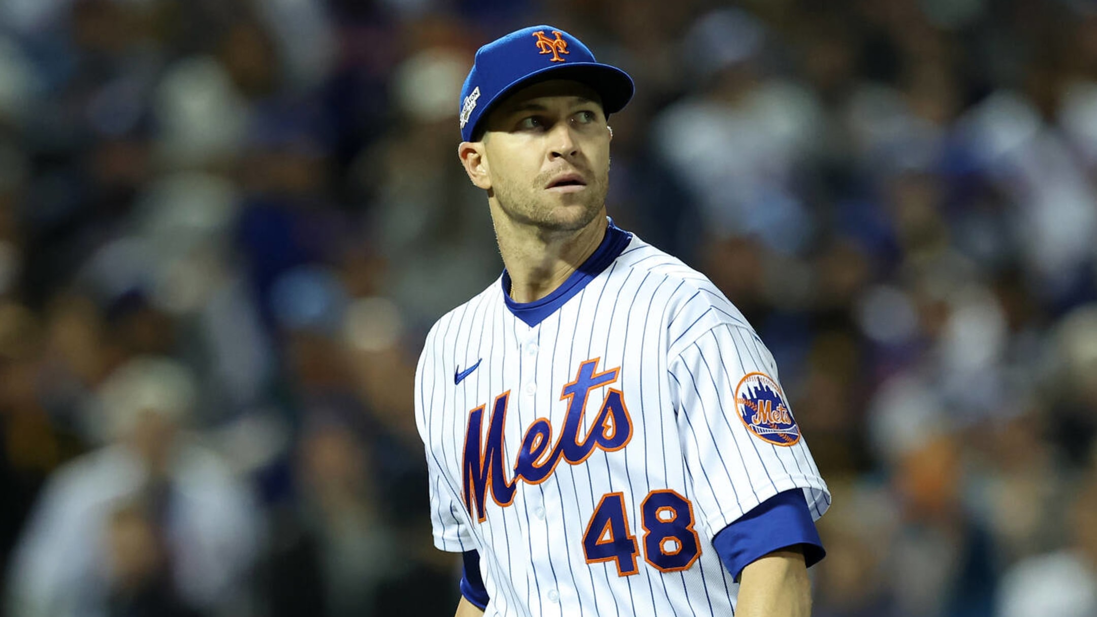 Jacob deGrom leaves the New York Mets for the Texas Rangers