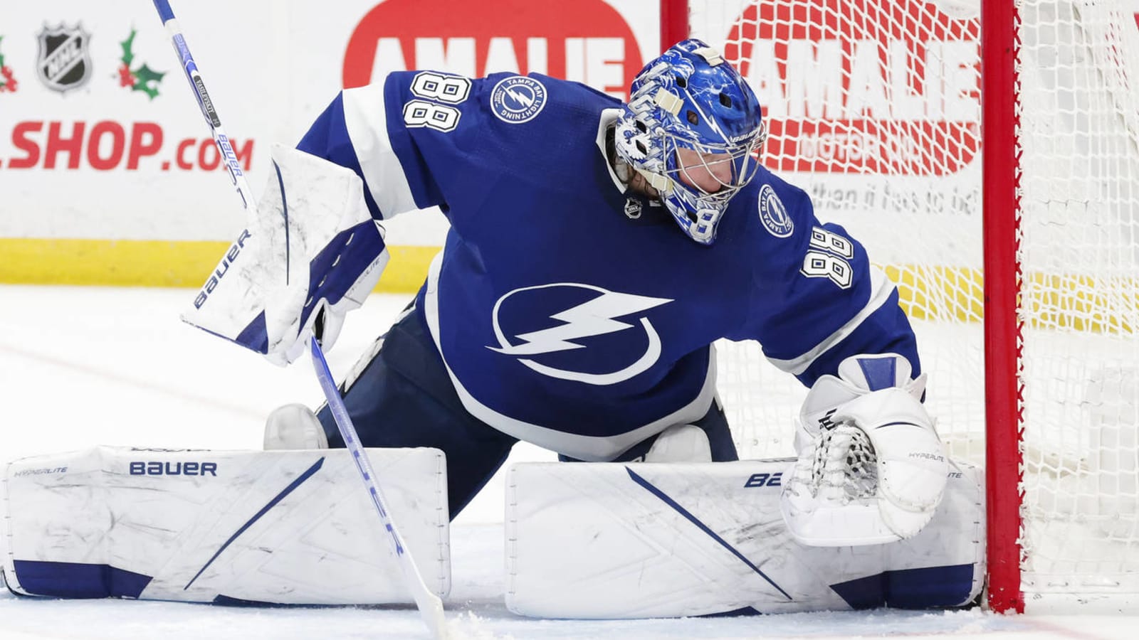 Lightning place Vasilevskiy, four others in COVID protocol