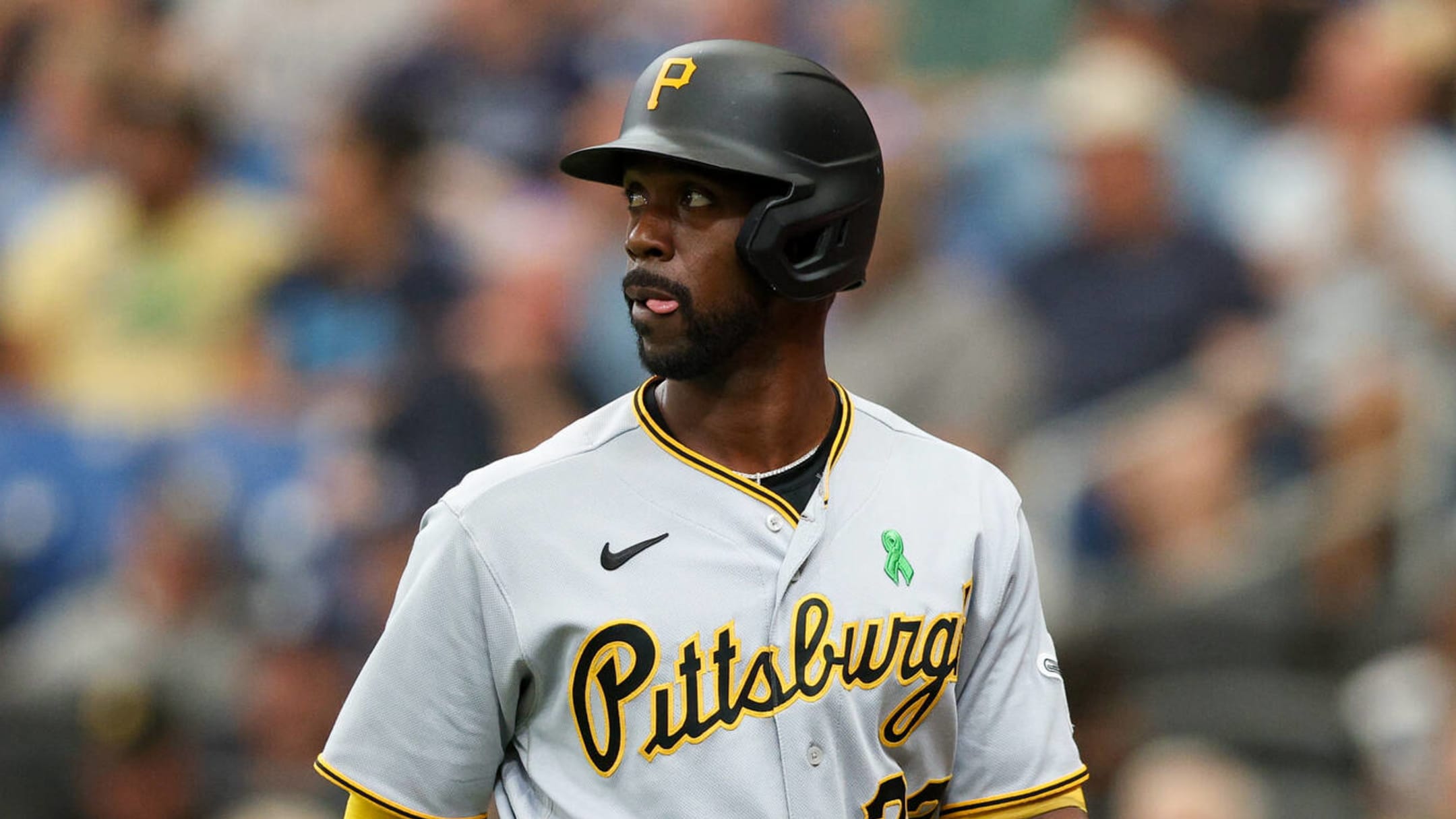 Veteran Pirates outfielder rips umpires after sweep